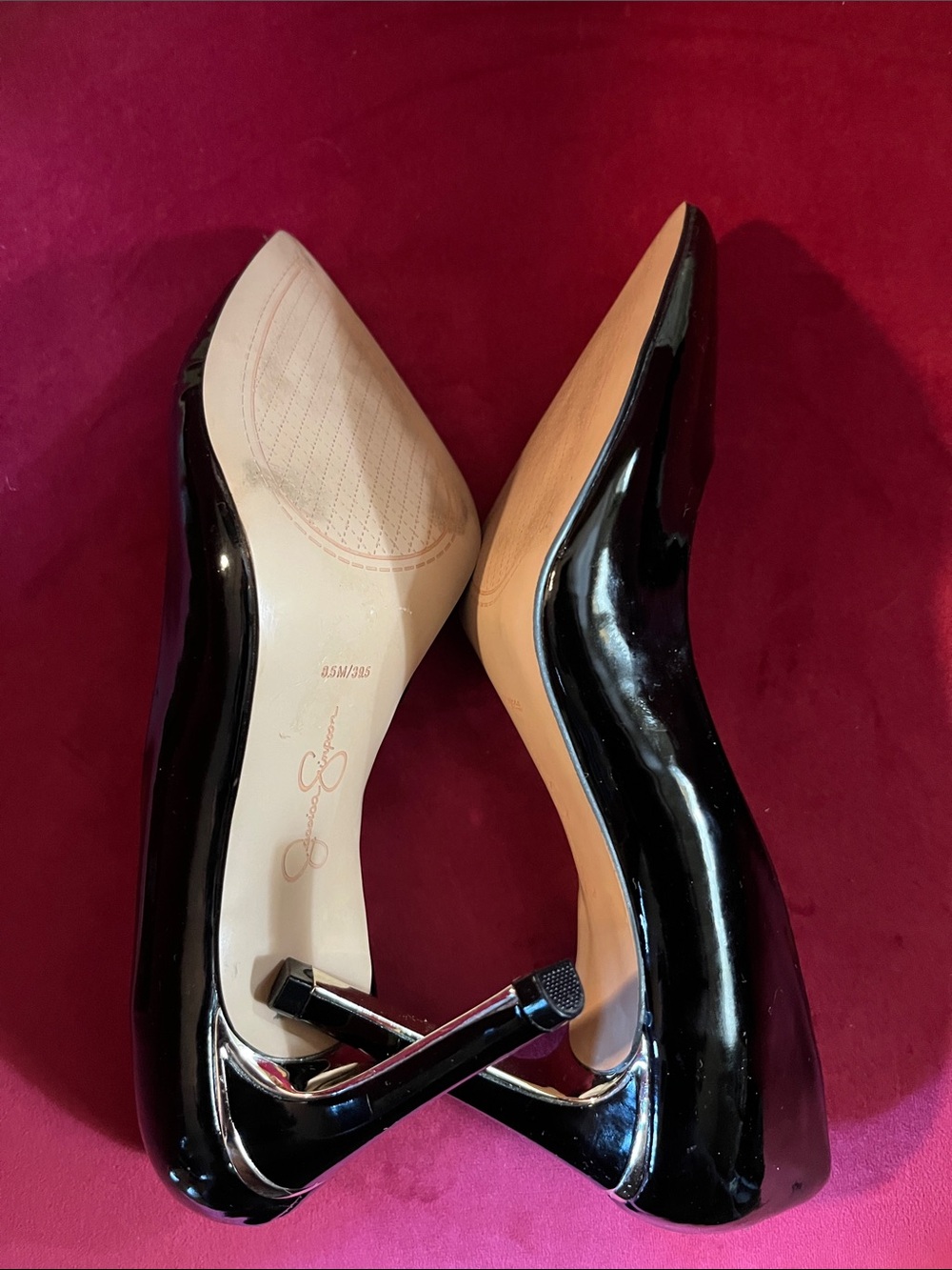 Jessica Simpson Classic Black Patent Pointed-Toe Women's Pumps - Picture 3 of 10